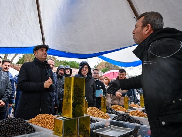 Balıkesir açık semt pazarı, Ahmet Akın, Altıeylül pazar yeri, Bahçelievler semt pazarı, Balıkesir ortaklığı kalkınma, pazarcı esnaf sorunları