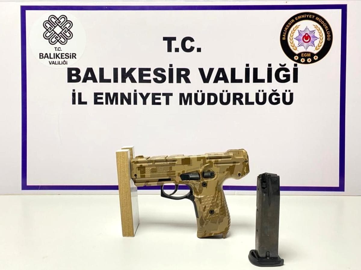Balıkesir'de asayiş uygulamasında 4 tutuklama