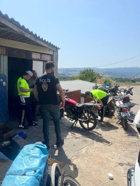 Susurluk’ta Çalıntı Motosikletlere Yönelik Denetim