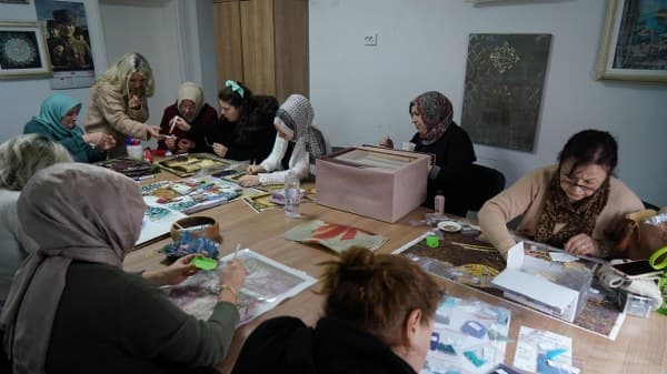 Manyas’taki Kadın Yaşam Merkezi kadınların sosyal buluşma alanı oldu